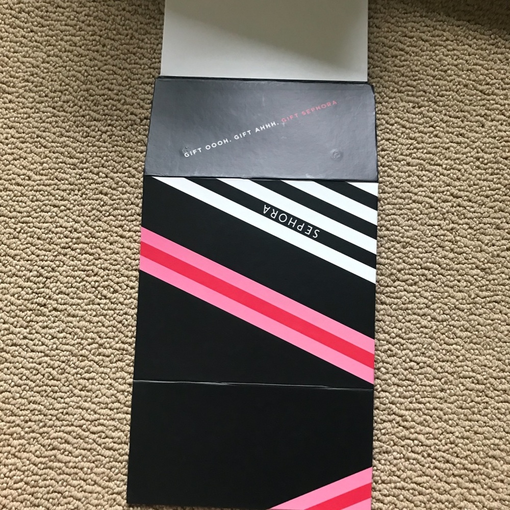 Sephora Gift Box - Picture 4 of 6